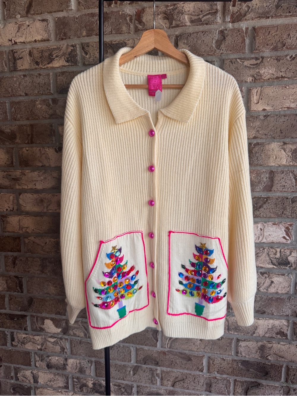 Queen of Sparkles Christmas Tree Rhinestone Pocket Cardigan Sweater Cream L - Picture 3 of 16
